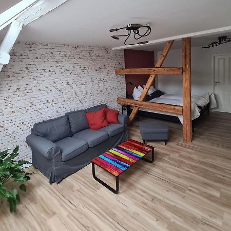 Gaestezimmer Treuen - Bed & Breakfast Buitenkant foto