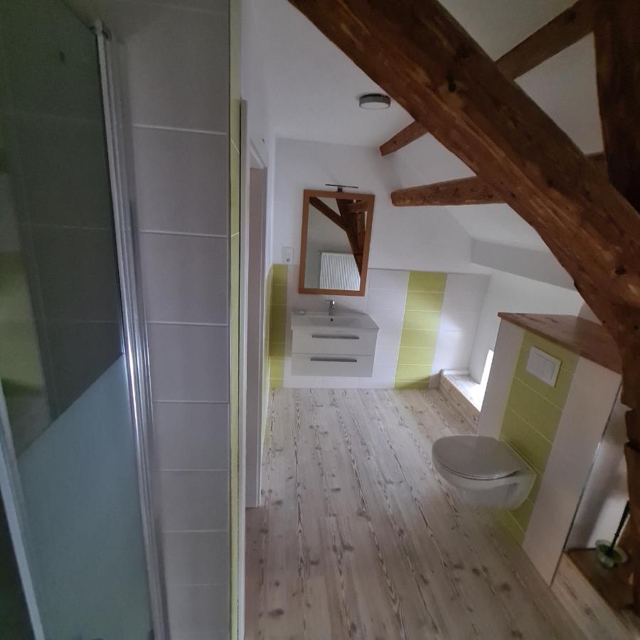 Gaestezimmer Treuen - Bed & Breakfast Buitenkant foto