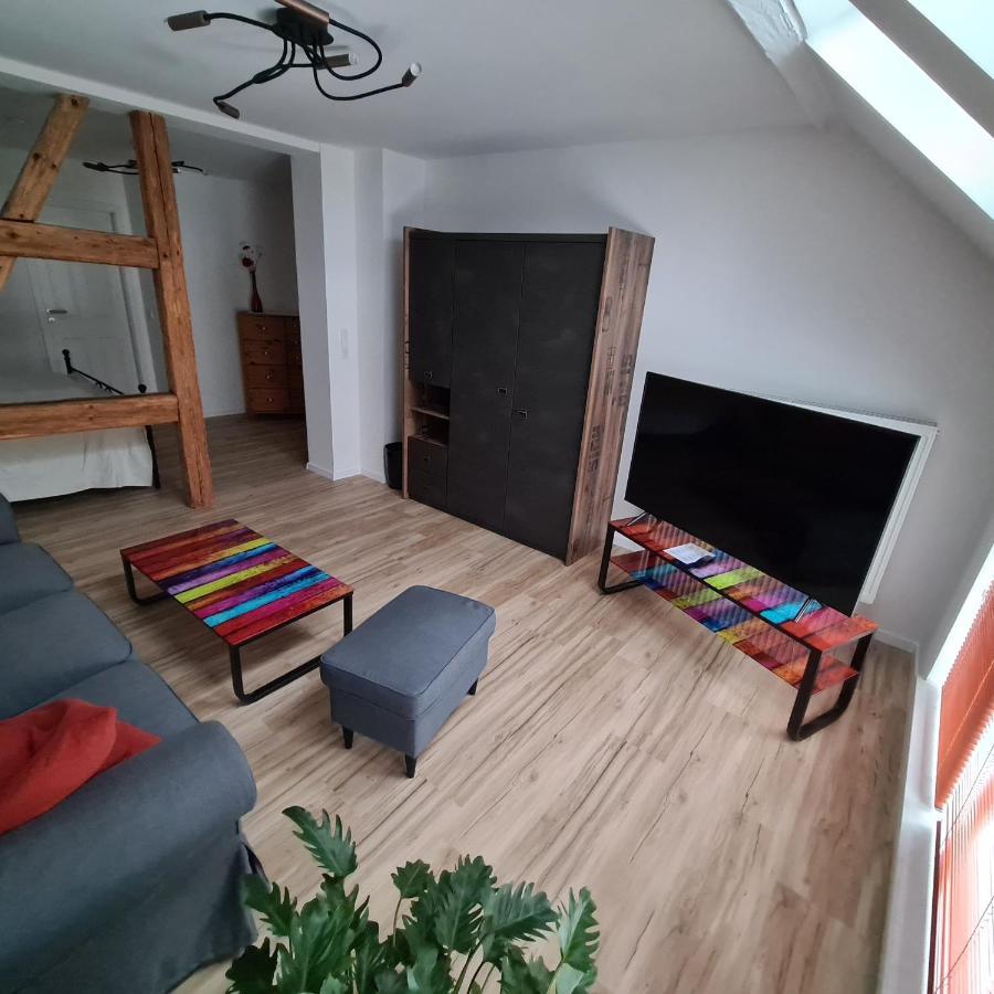Gaestezimmer Treuen - Bed & Breakfast Buitenkant foto